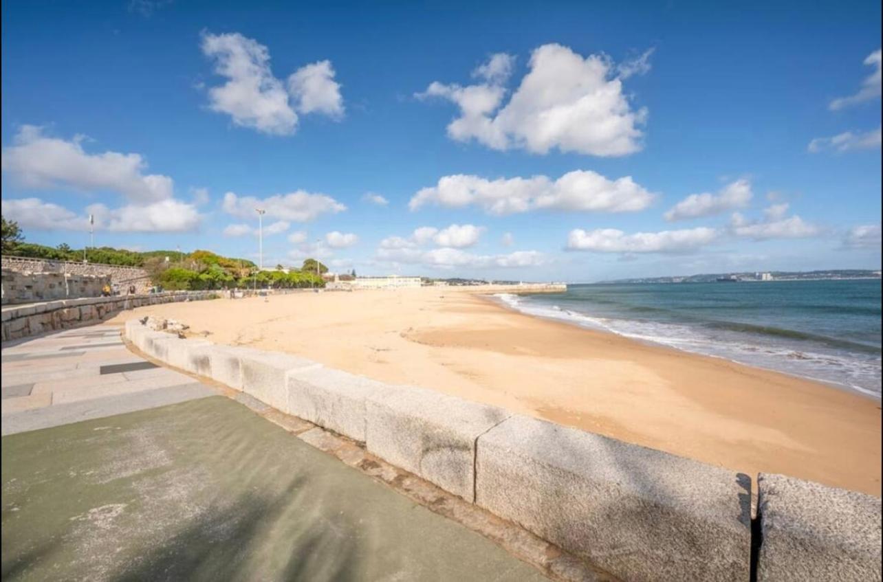 Sea View Apartment & 4 Minutes Walk To The Beach Paco de Arcos Luaran gambar